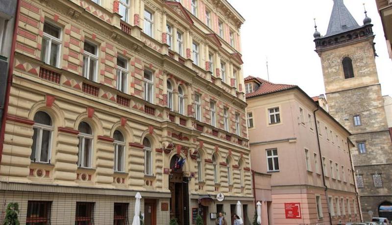 Novomestsky Hotel