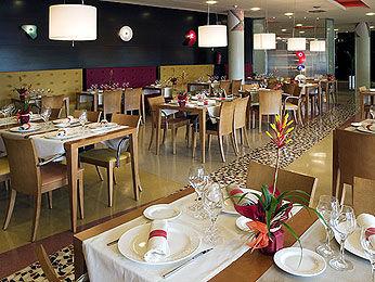 Novotel Barcelona Cornella