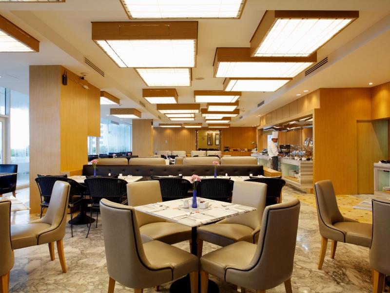 Centara Hotel Hat Yai