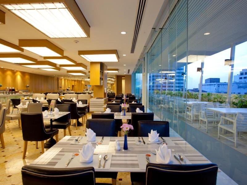 Centara Hotel Hat Yai
