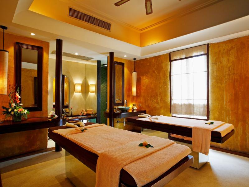 Centara Hotel Hat Yai