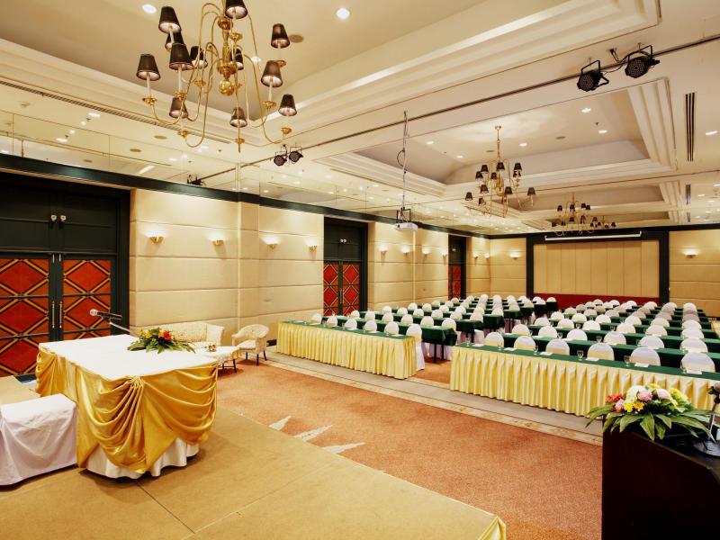 Centara Hotel Hat Yai