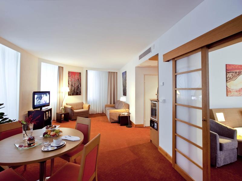 Novotel St.Petersburg Centre