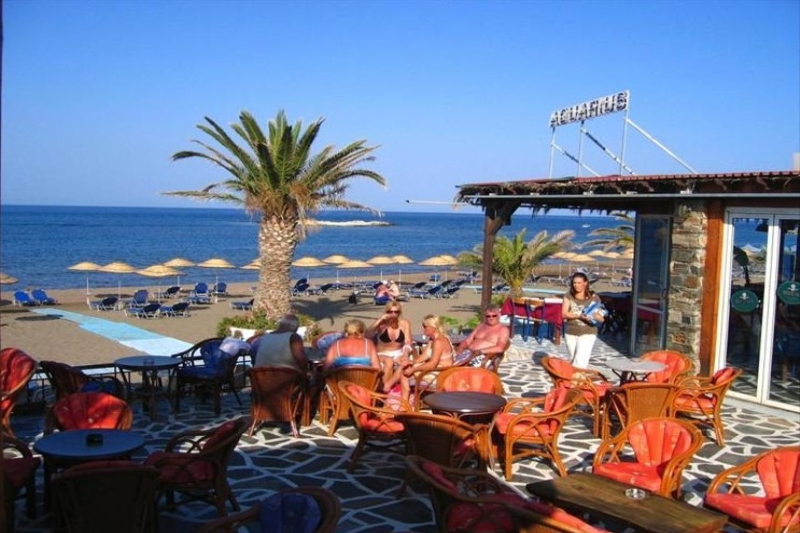 Aquarius Beach Hotel 