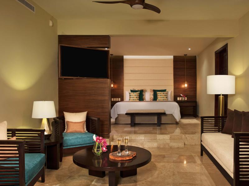 Dreams Jade Resort & Spa