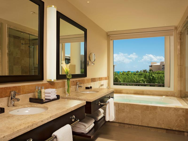 Dreams Jade Resort & Spa