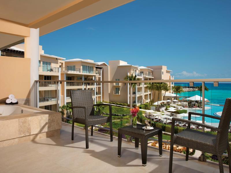 Dreams Jade Resort & Spa