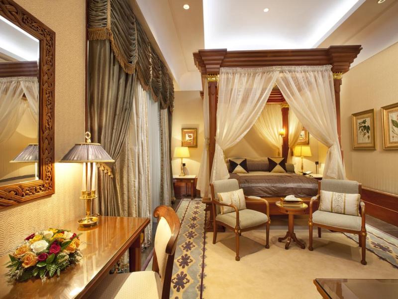 Nusa Dua Beach Hotel & Spa