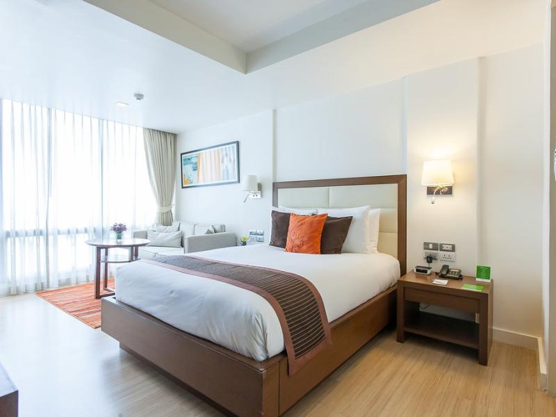 Oakwood Residence Sukhumvit 24