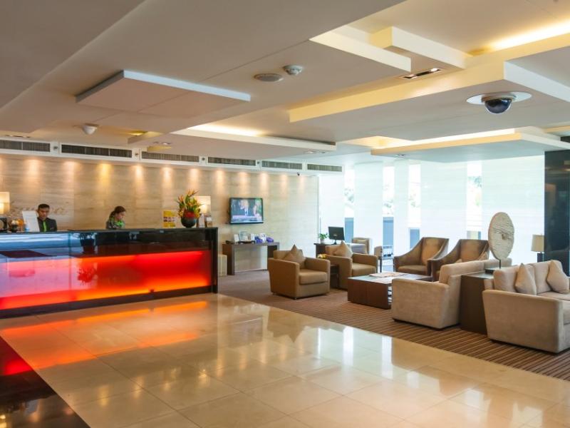 Oakwood Residence Sukhumvit 24