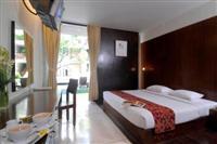 The Oasis Beach Benoa
