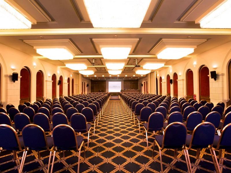 Aquila Atlantis Hotel