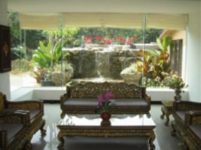 Oasis Hotel Chiang Mai