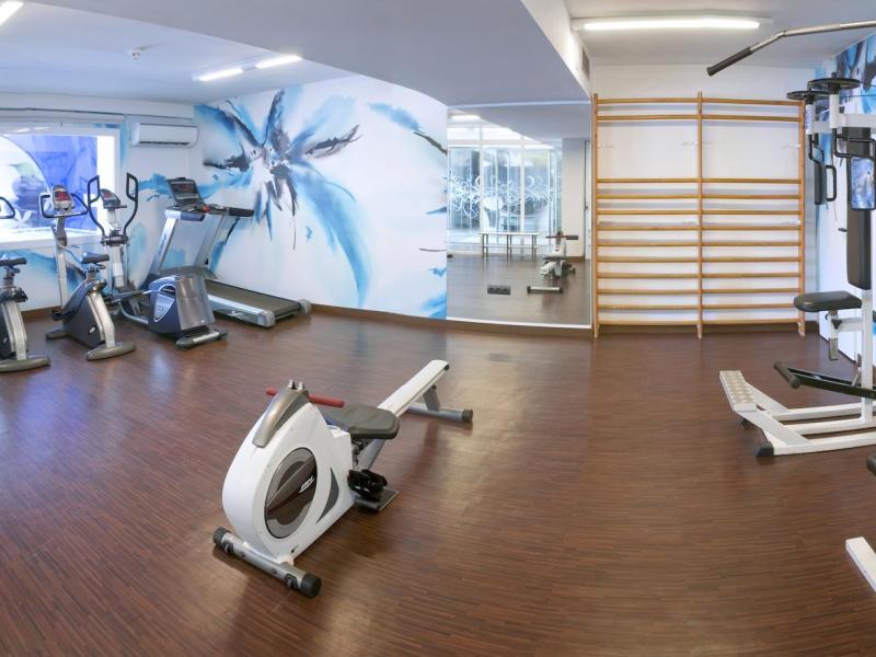 GHT Oasis Park & SPA