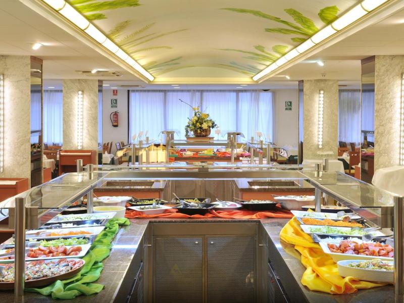 GHT Oasis Park & SPA