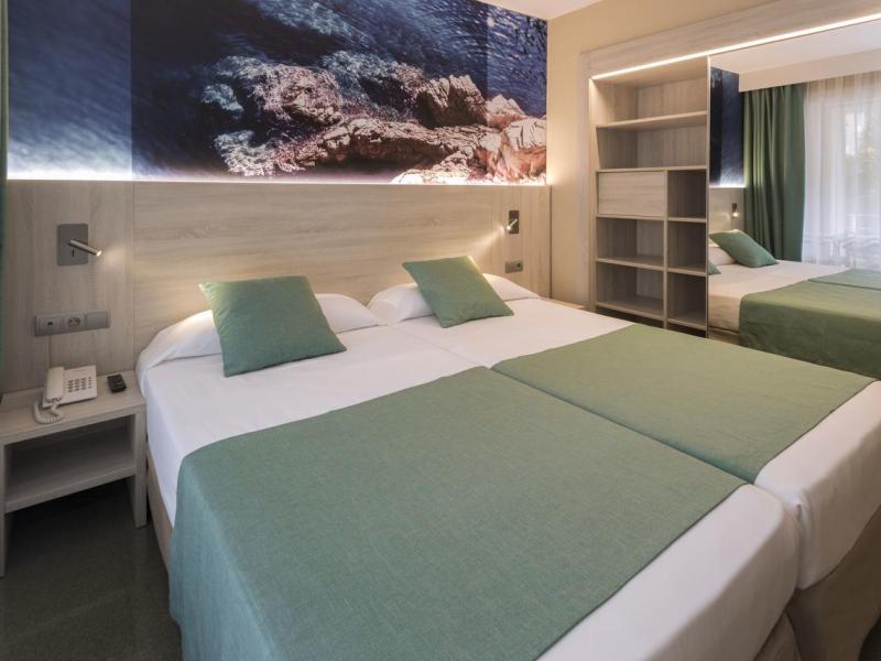 GHT Oasis Park & SPA