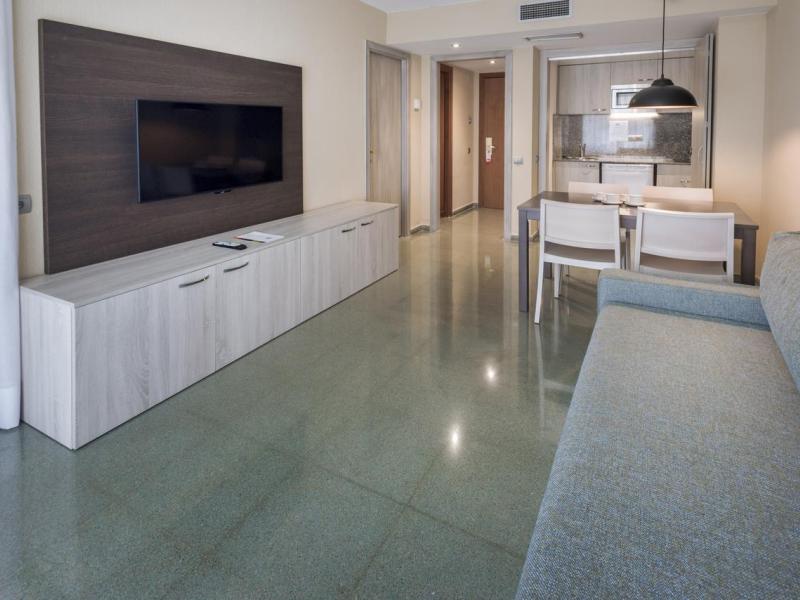 GHT Oasis Park & SPA