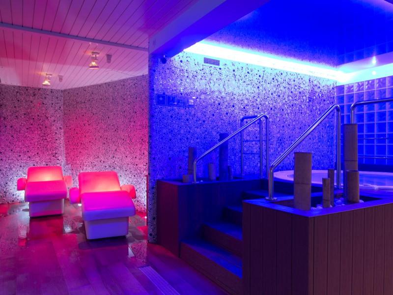 GHT Oasis Tossa & Spa