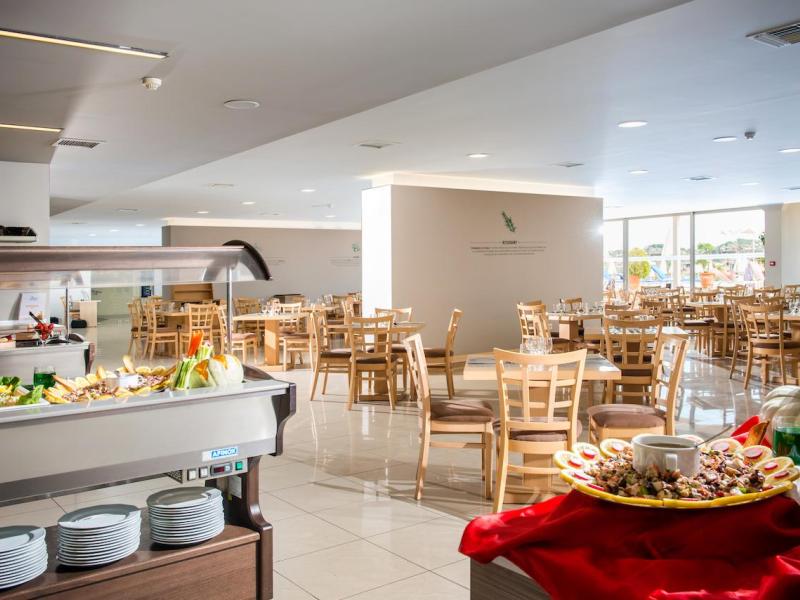 Blue Marine Resort & Spa