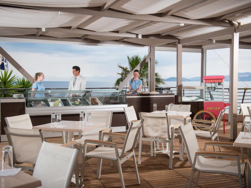 Blue Marine Resort & Spa