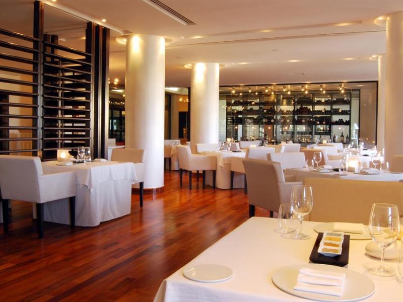 Royal Hideaway Playacar