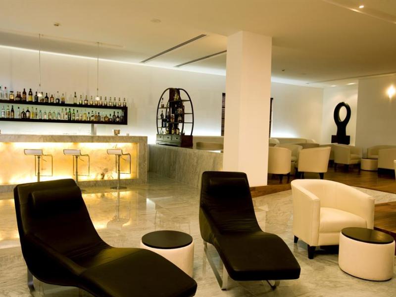 Royal Hideaway Playacar