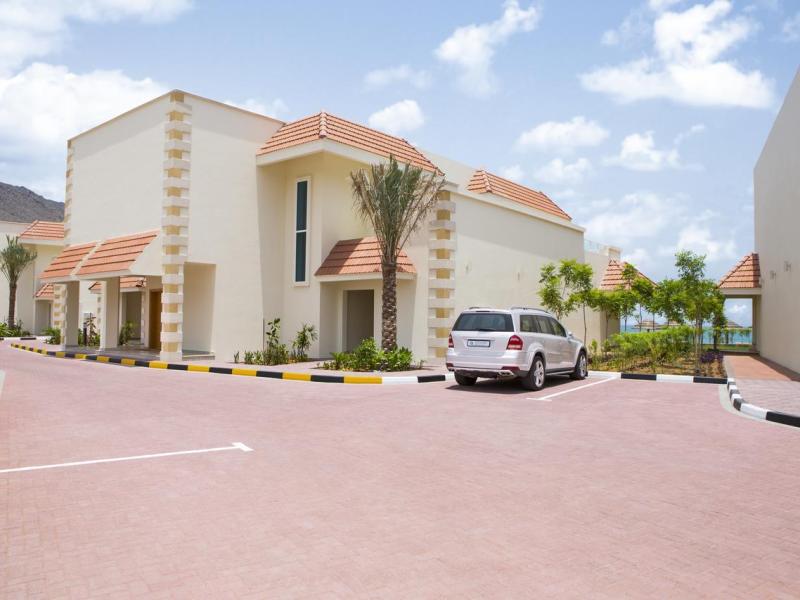 Oceanic Khorfakkan Resort & Spa