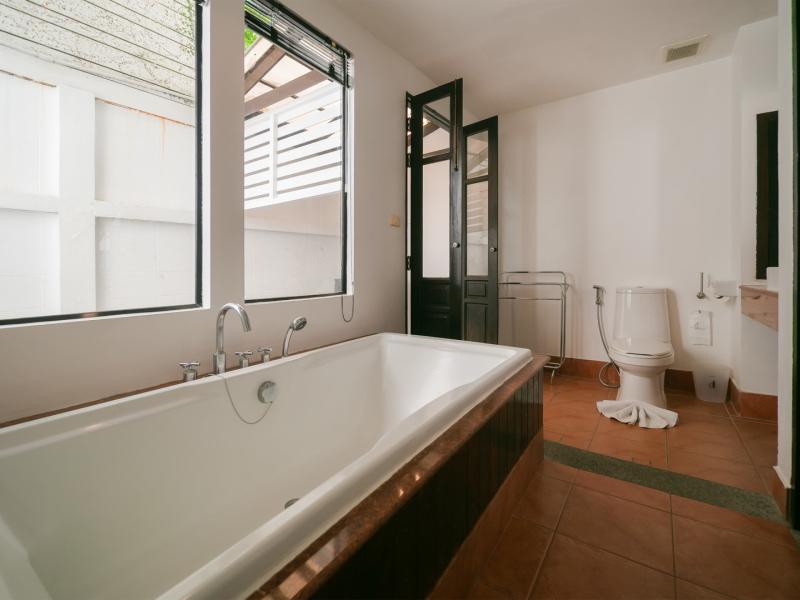 The Old Phuket Karon Beach Resort