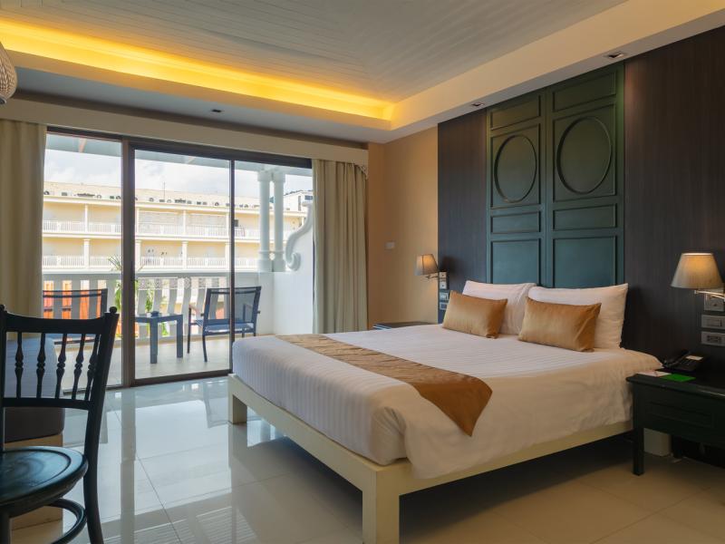 The Old Phuket Karon Beach Resort