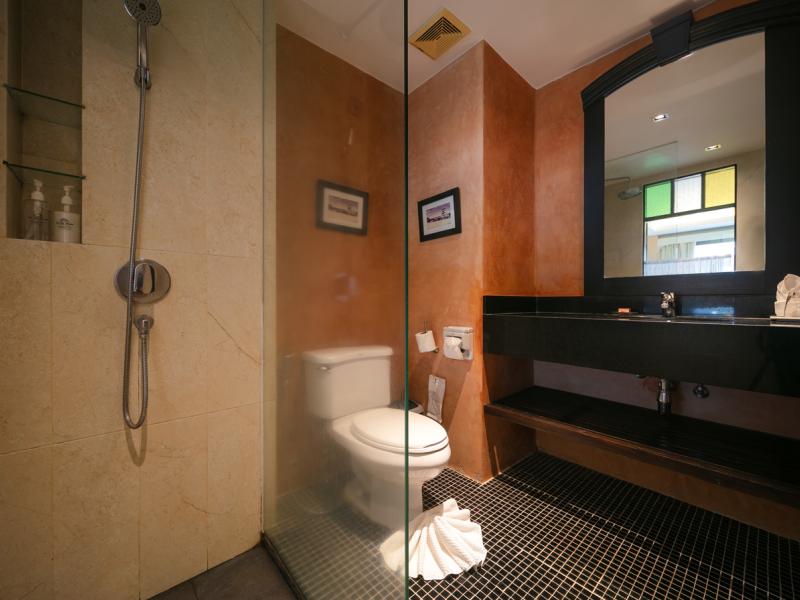 The Old Phuket Karon Beach Resort