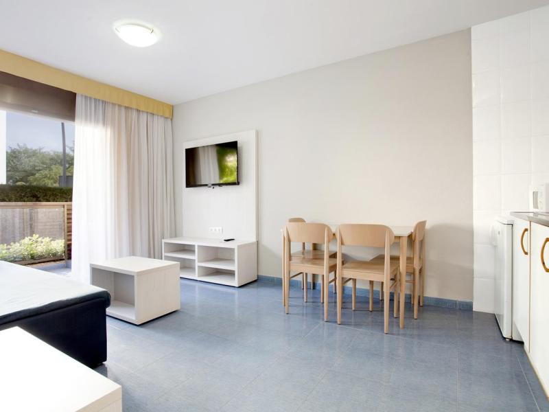 Olimar II Aparthotel