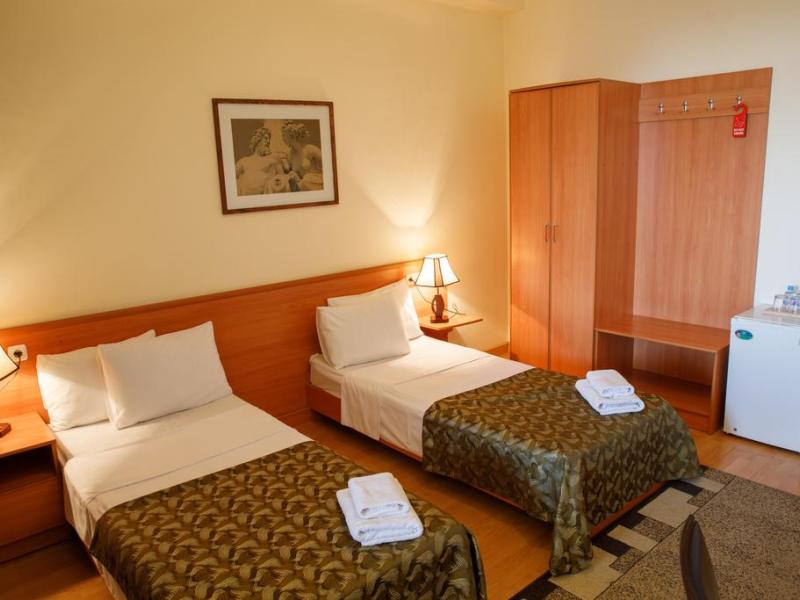 Olympia Garden Hotel