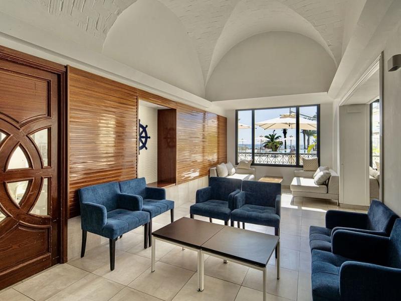 Club Novostar Omar Khayam