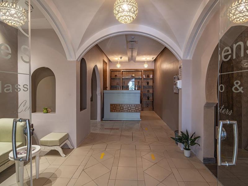 Club Novostar Omar Khayam