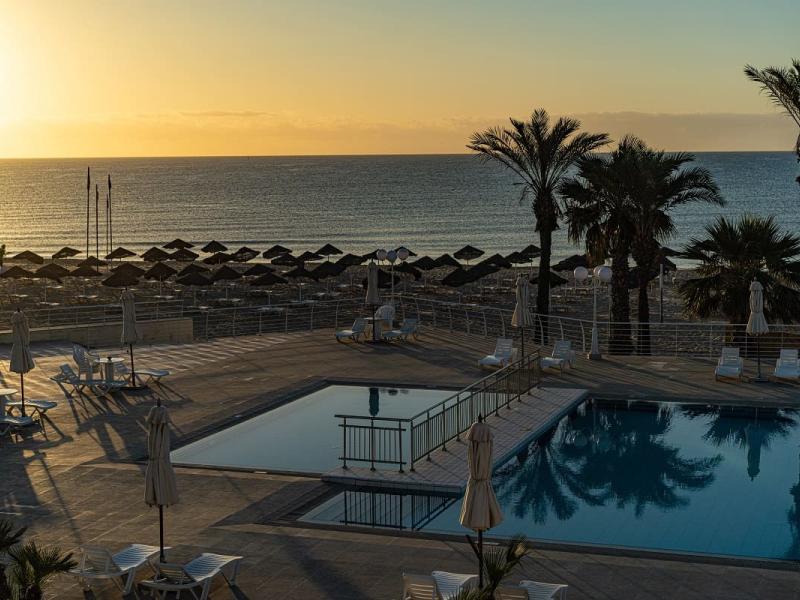 Club Novostar Omar Khayam