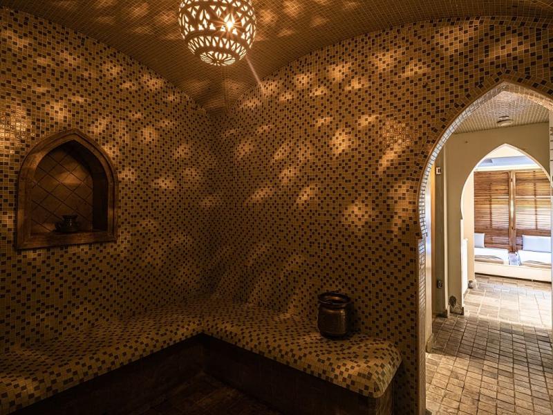 Club Novostar Omar Khayam