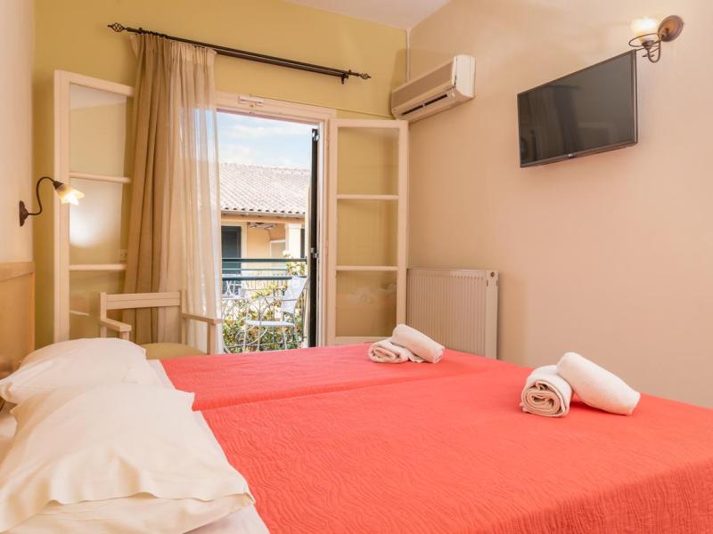 Opera Blue Hotel