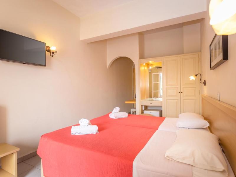 Opera Blue Hotel