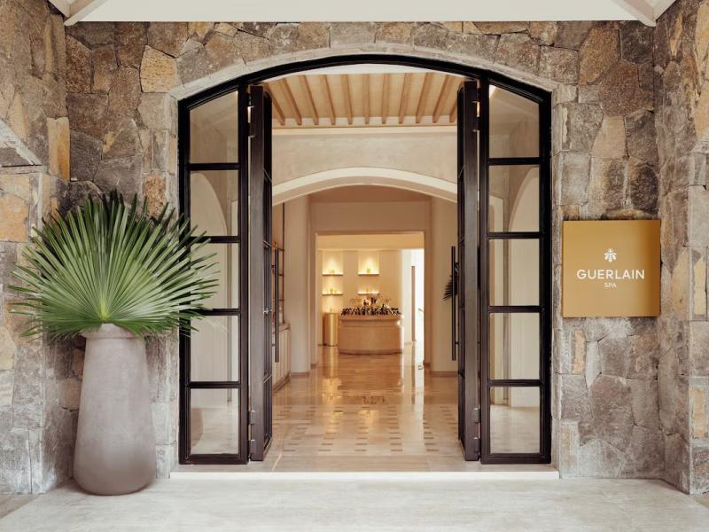 One & Only Le Saint Geran
