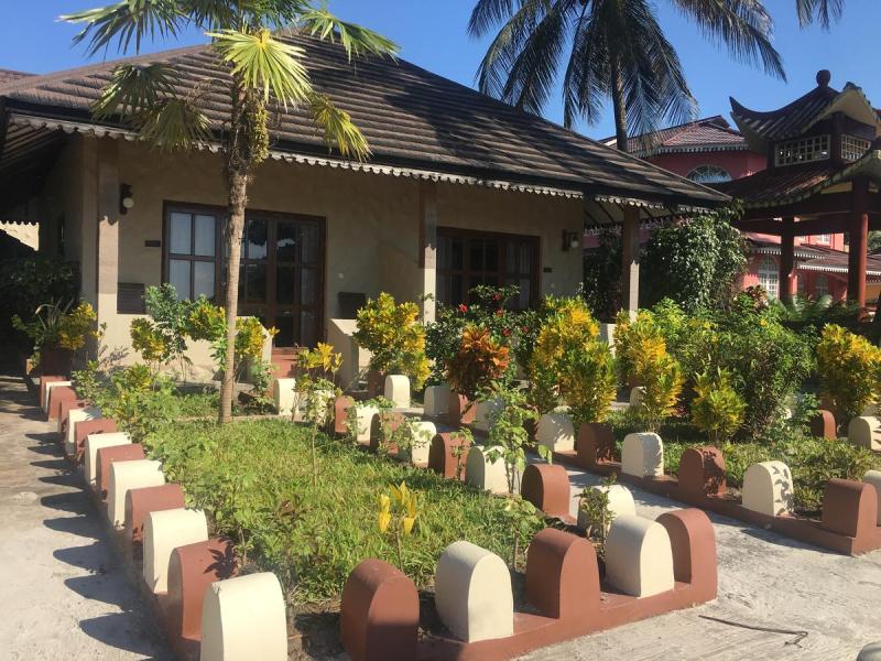 Arabian Nights Suites Hotel