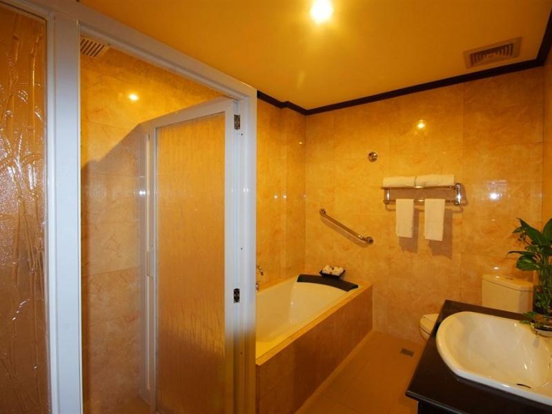 Paradise Garden Resort Hotel & Convention Center