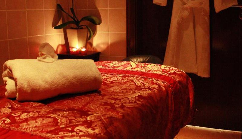 One to One Hotel - The Village