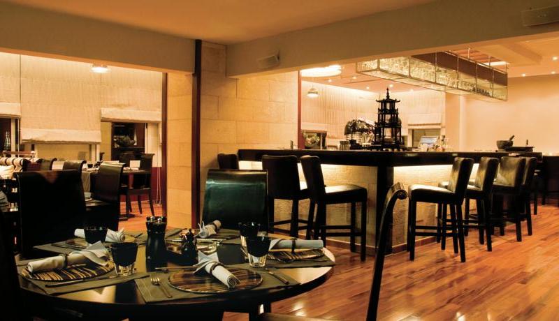 One to One Hotel - The Village