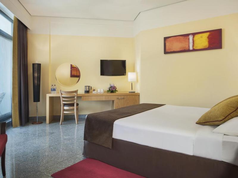 Arabian Park Dubai, an Edge by Rotana Hotel