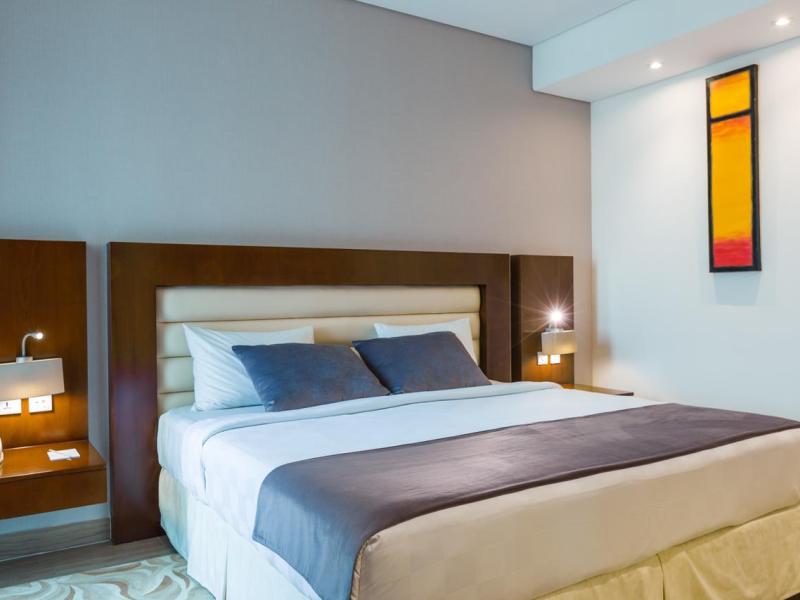 Arabian Park Dubai, an Edge by Rotana Hotel