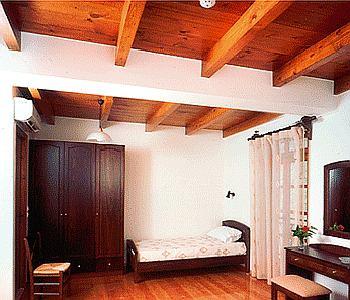 ONTAS Traditional Hotel