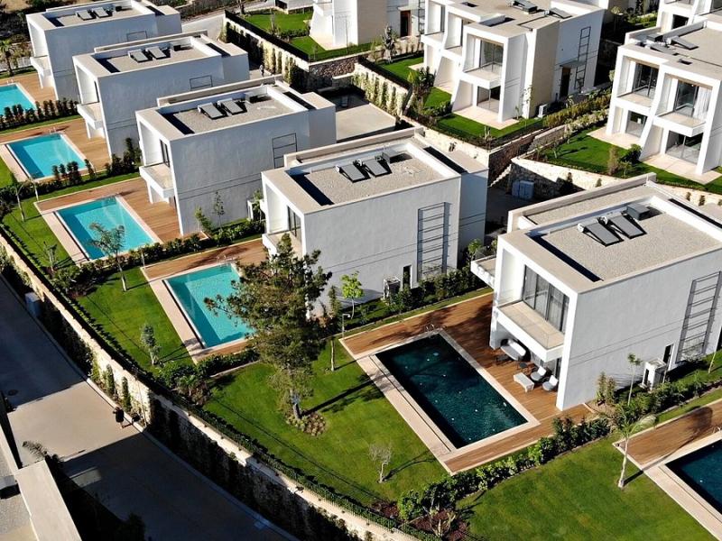 The Norm Collection Doora