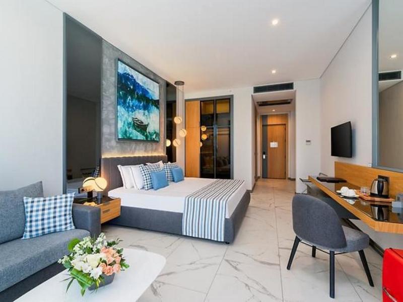 The Norm Collection Doora