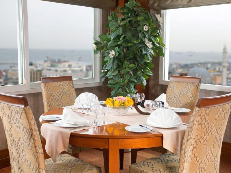 Oran Hotel