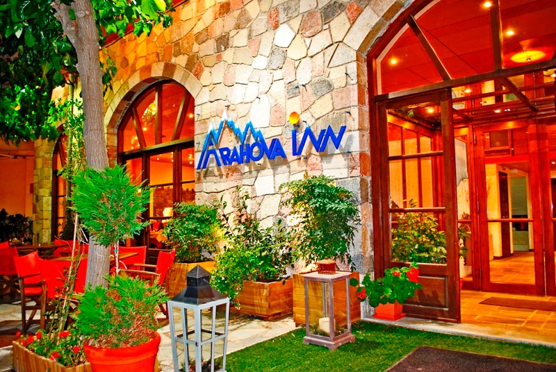 Arahova Inn